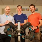 Gặp gỡ Blue, một robot được thiết kế cho AI, có chi phí thấp và thân thiện với con người