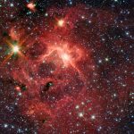 Các nhà thiên văn học tiết lộ hạt nhân đôi hiếm gặp trong ‘Thiên hà Cocoon’ gần đó