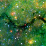 Khám phá nơi tối tăm đã sinh ra những ngôi sao khổng lồ bằng Kính viễn vọng Không gian Webb