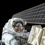 Làm thế nào mà các chuyến bay vũ trụ có thể ảnh hưởng đến nguy cơ đông máu ở các phi hành gia nữ?