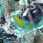 Phân tích bão bụi Sahara không lồ từ vệ tinh