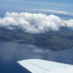 Các hạt nhỏ tạo thành các đám mây có thể hình thành từ các khí vi lượng trên biển khơi